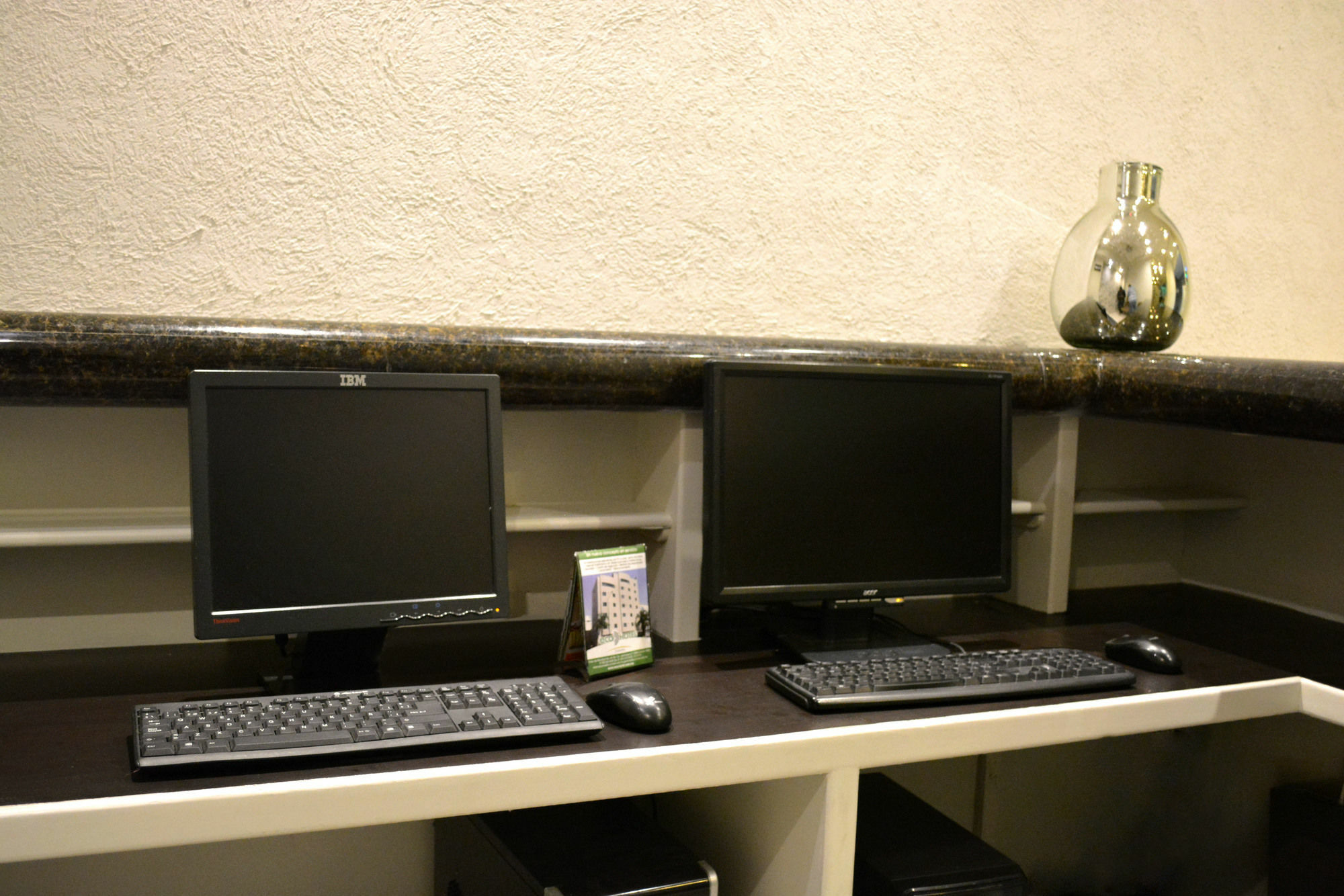 Eco Express Zamora Hotel 3*